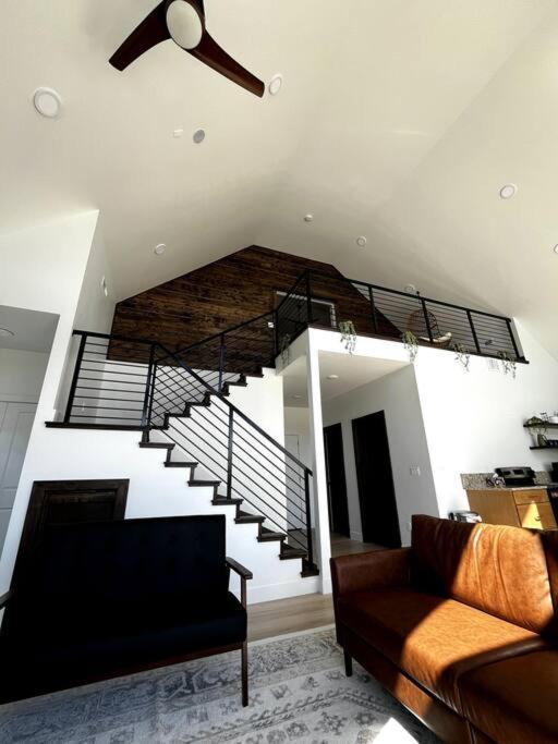 Red Rock Retreat Stunning Floor To Ceiling Views Villa Хеч Екстериор снимка
